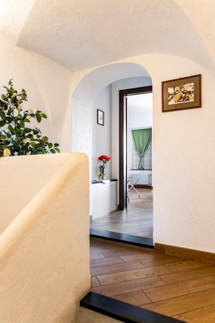 Bed & Breakfast L'Erica Finale Ligure Eksteriør billede