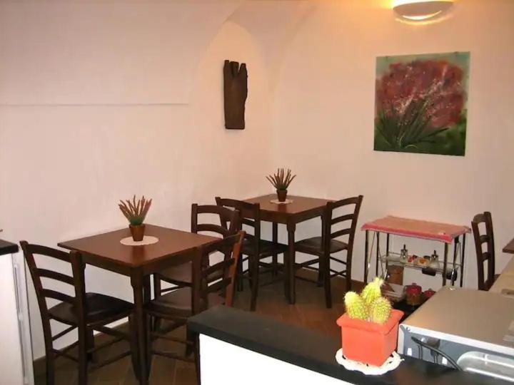 Bed & Breakfast L'Erica Finale Ligure Eksteriør billede